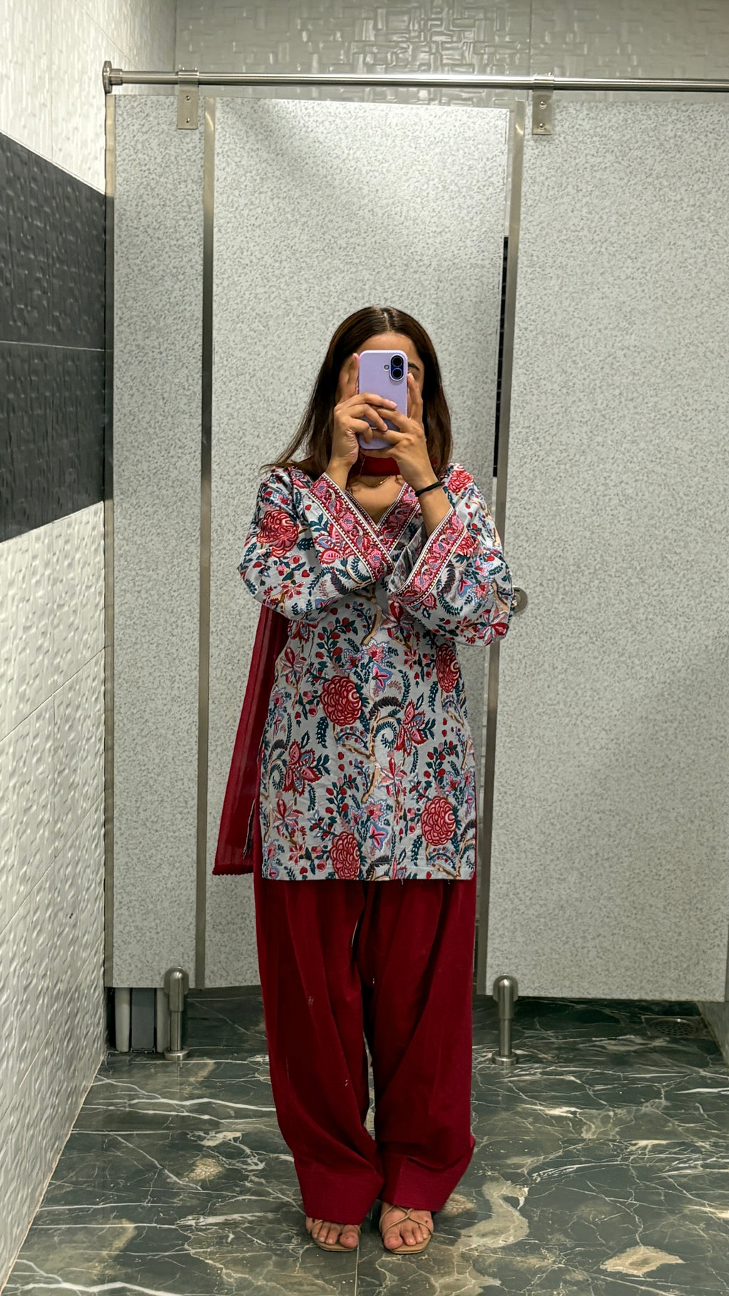 Rani Gulab Farshi Set