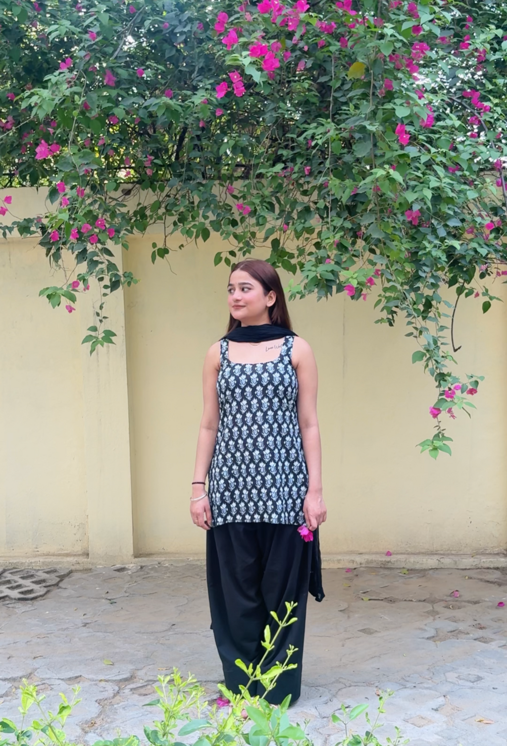 Black Noor-e-Farshi suit set
