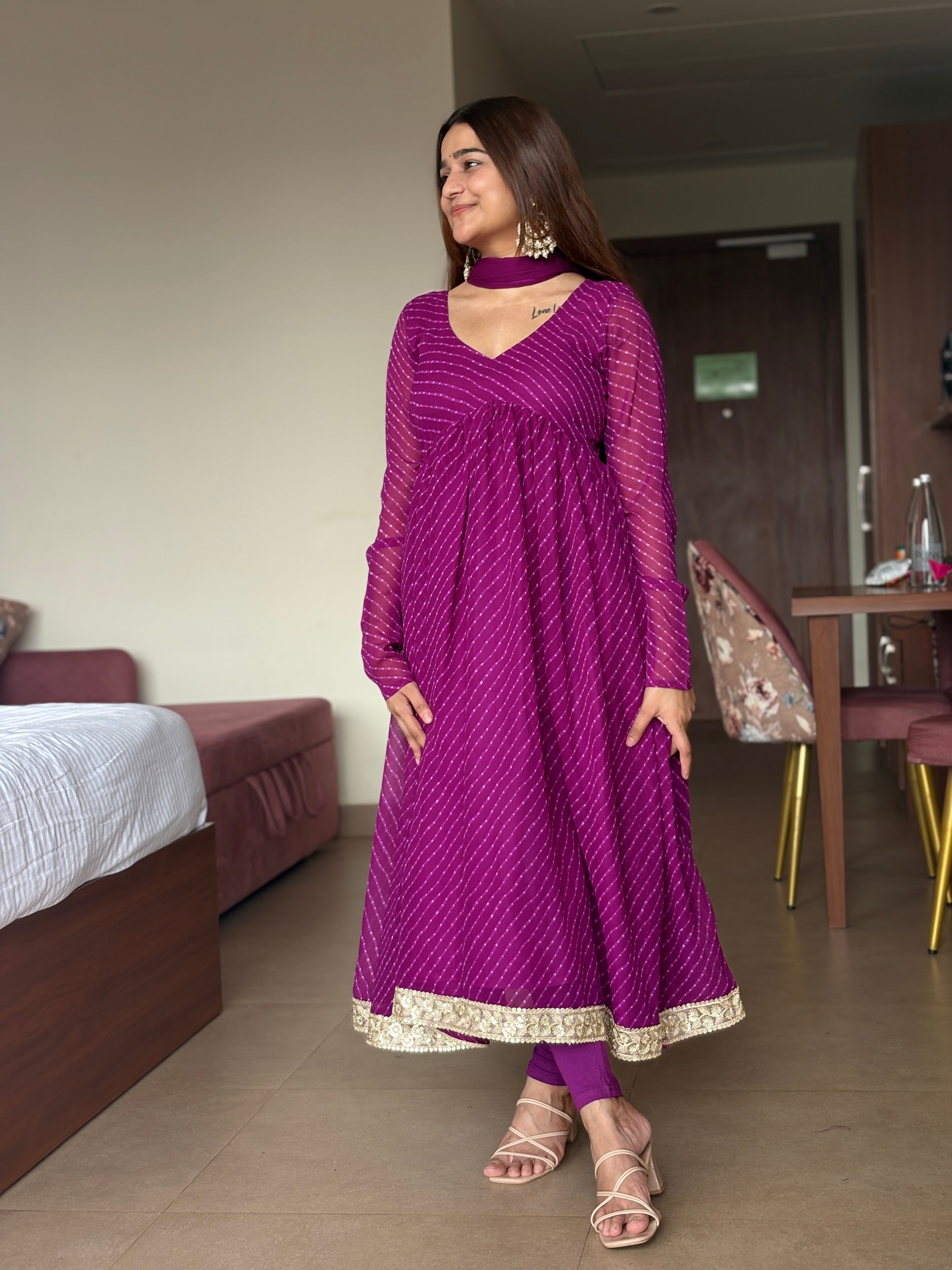 Leheriya suit set