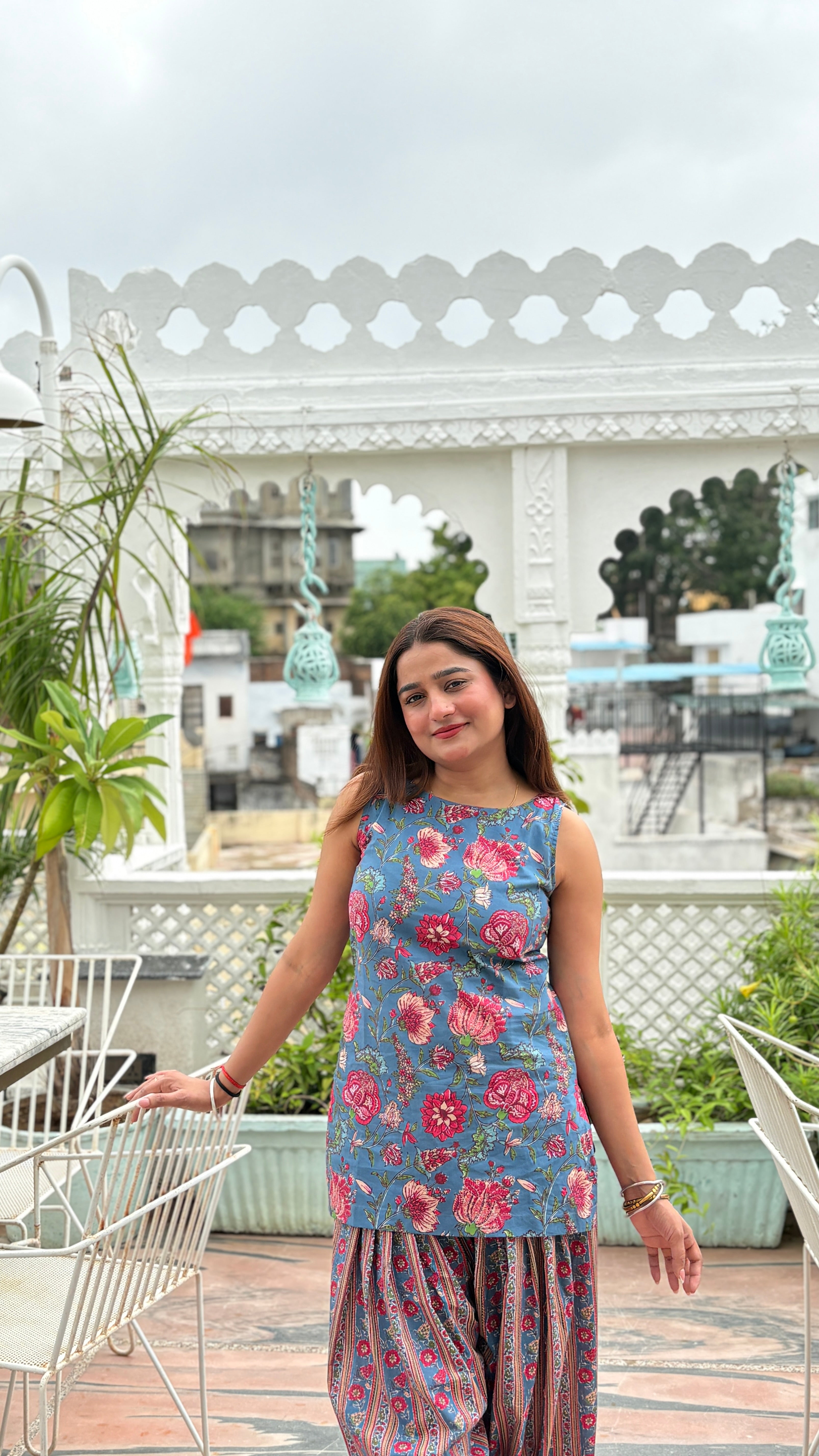 Floral vibrant farshi set