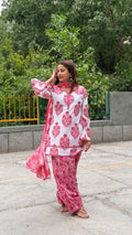 Pink farshi