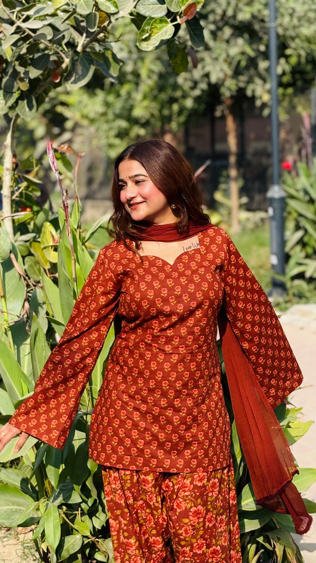 Rust farshi suit set