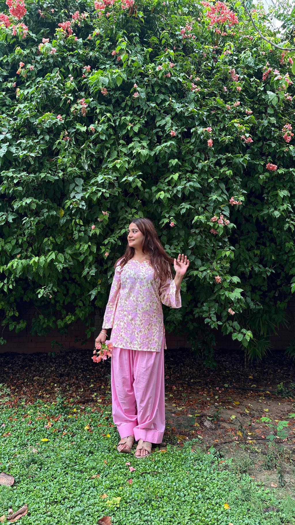 Pink farshi set