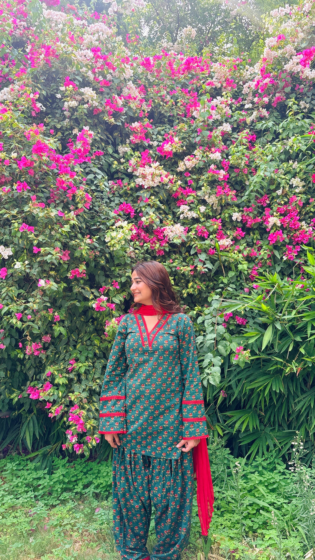 Naaz-e-Green Farshi Suit Set With Dupatta | Pure Cotton Fabric