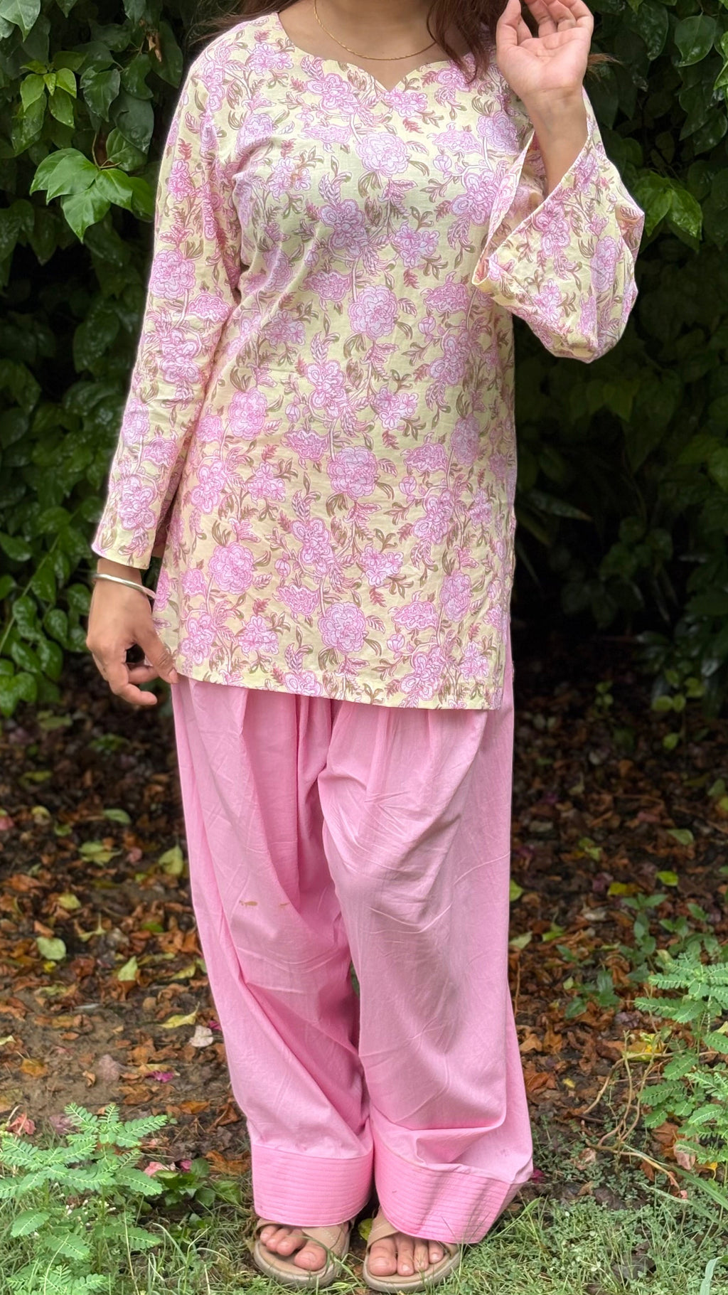 Pink farshi set