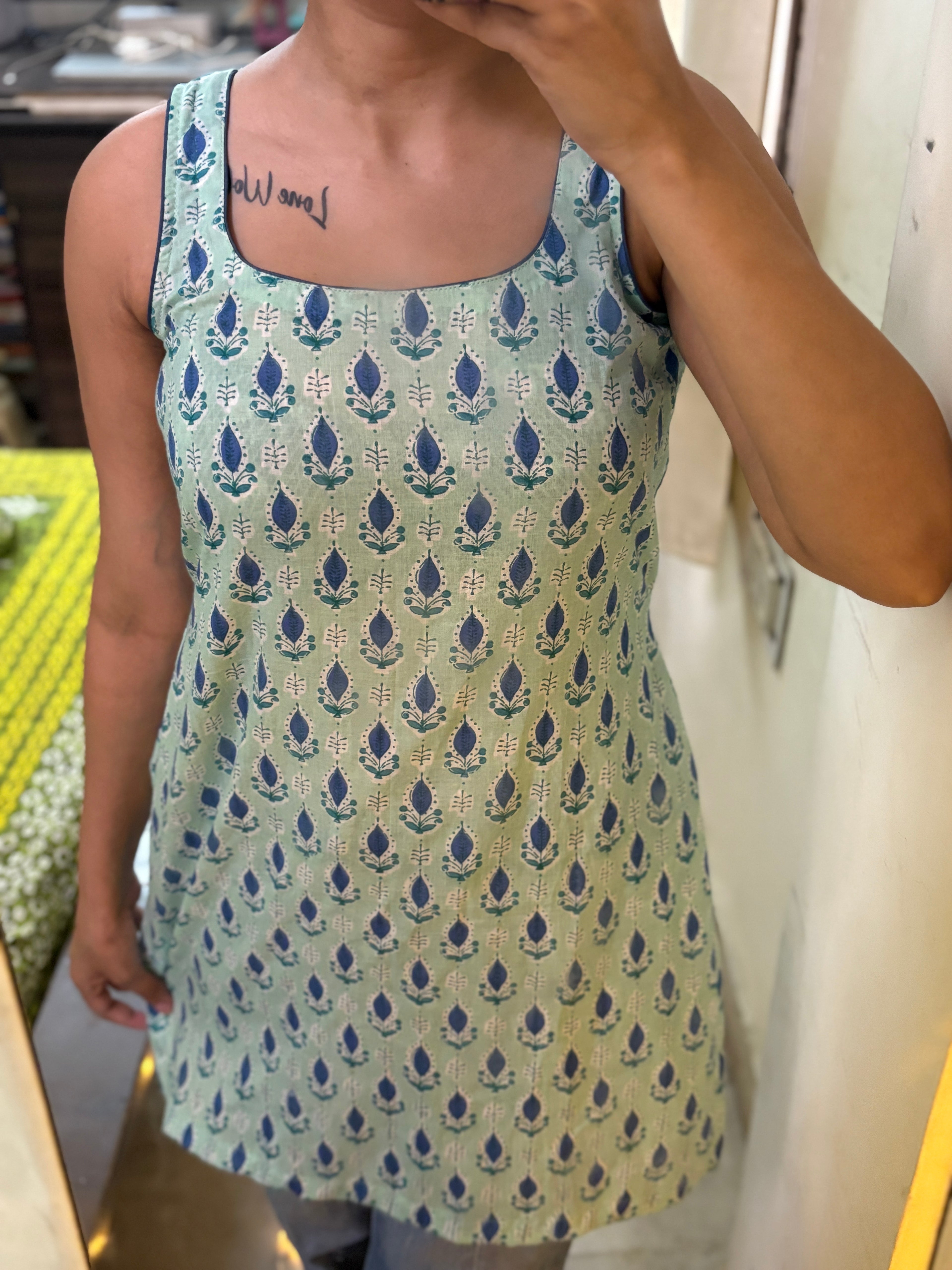 Short kurti