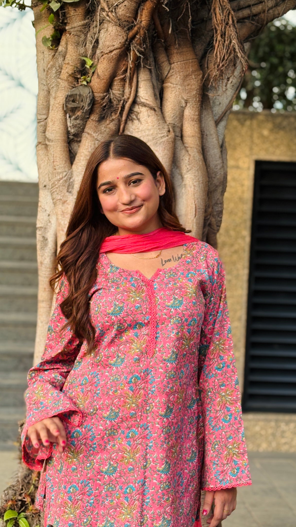Gulabi Gulnaar Farshi Set