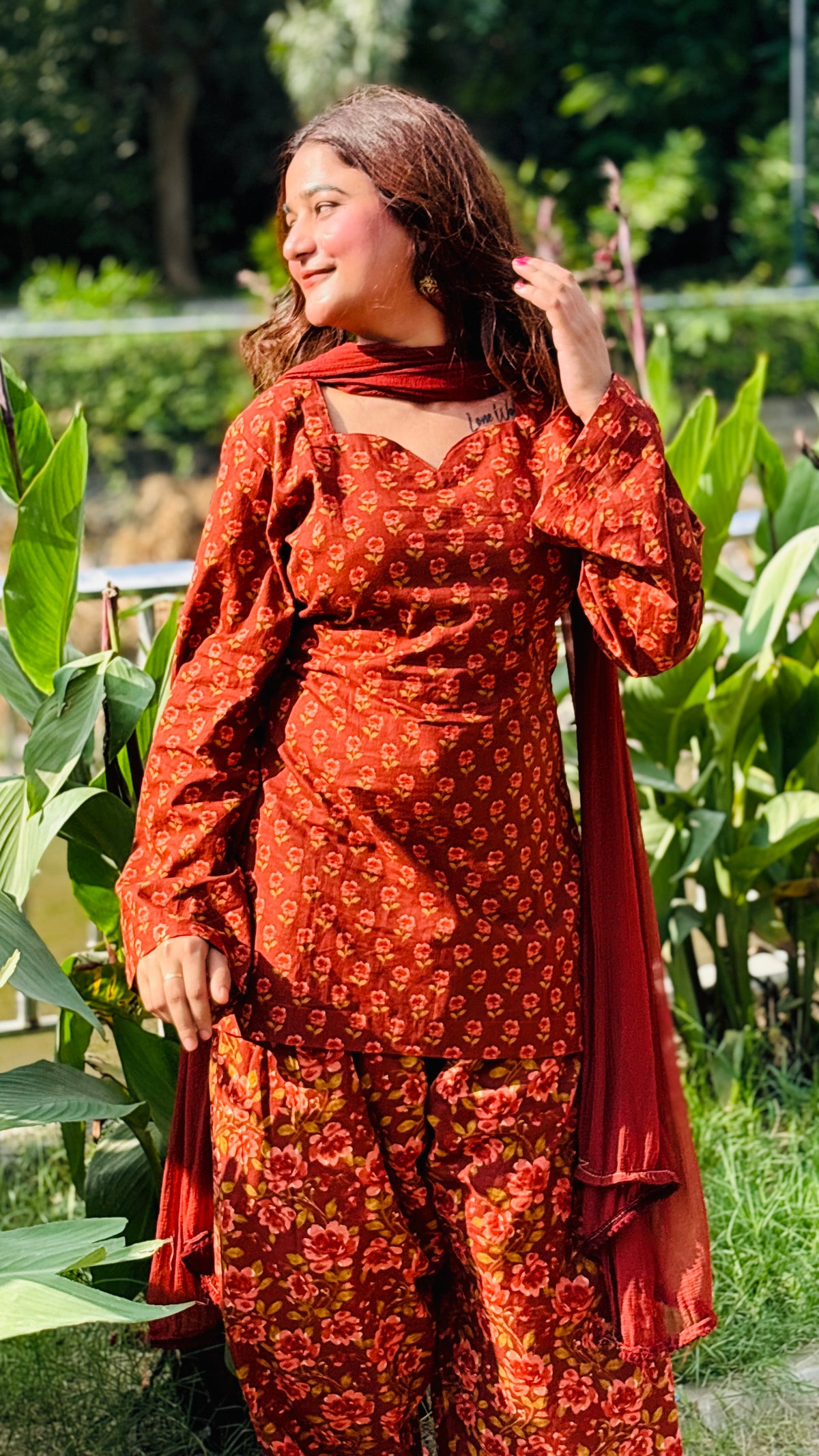 Rust farshi suit set