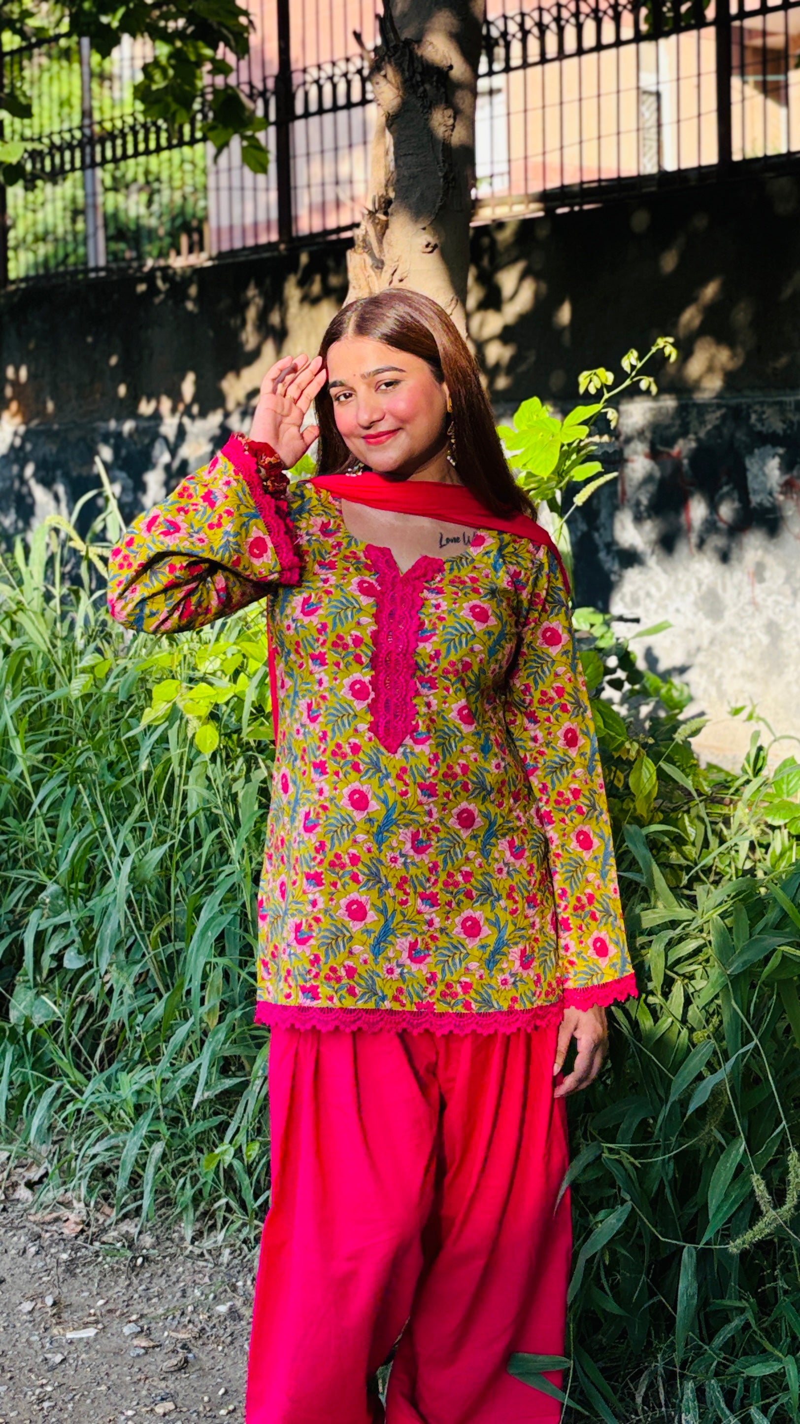 Green floral printed farshi suit set