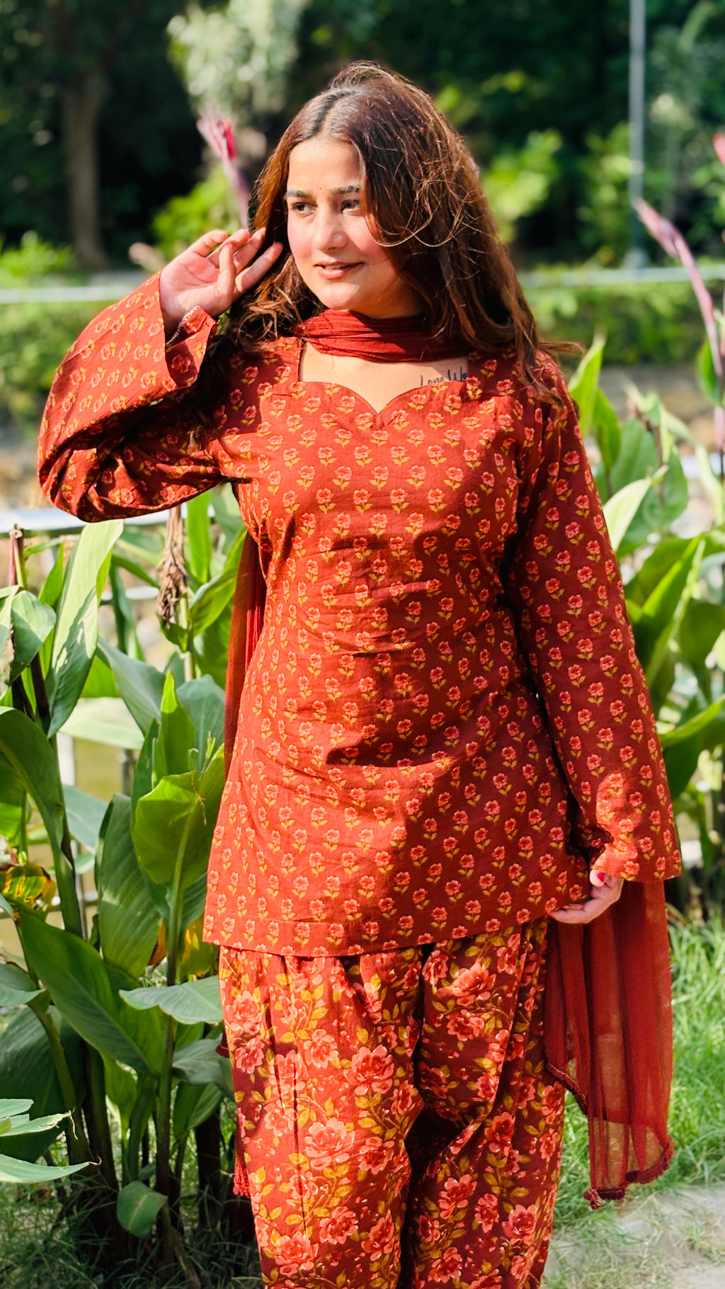 Rust farshi suit set