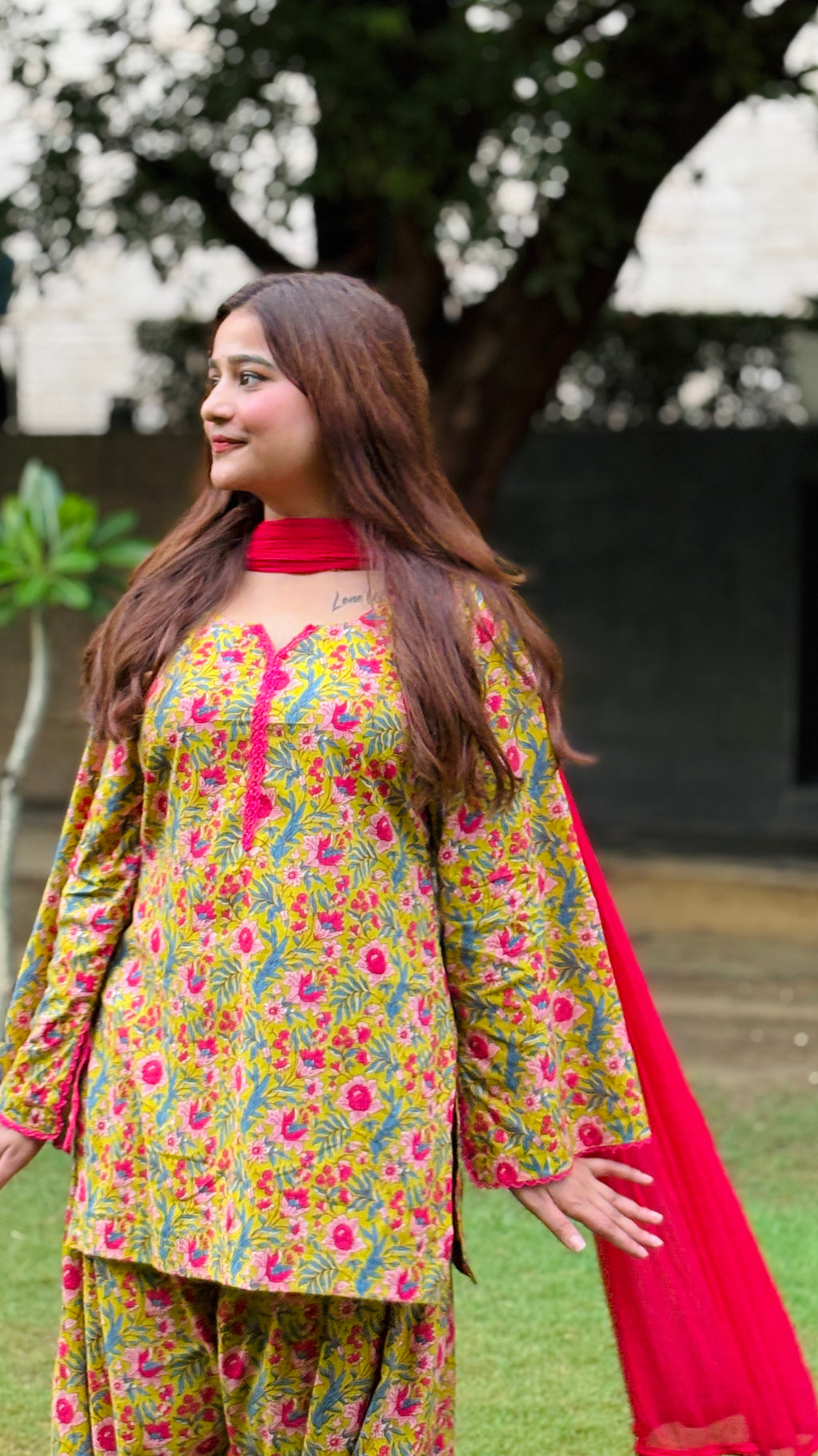 Noor farshi set