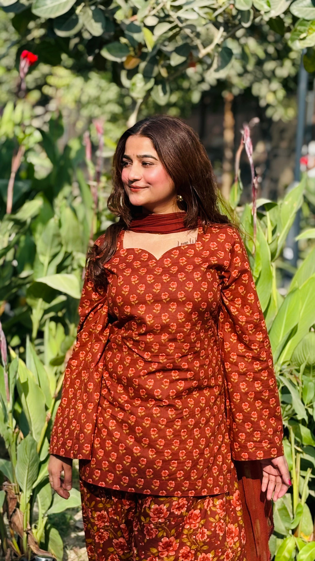 Rust farshi suit set