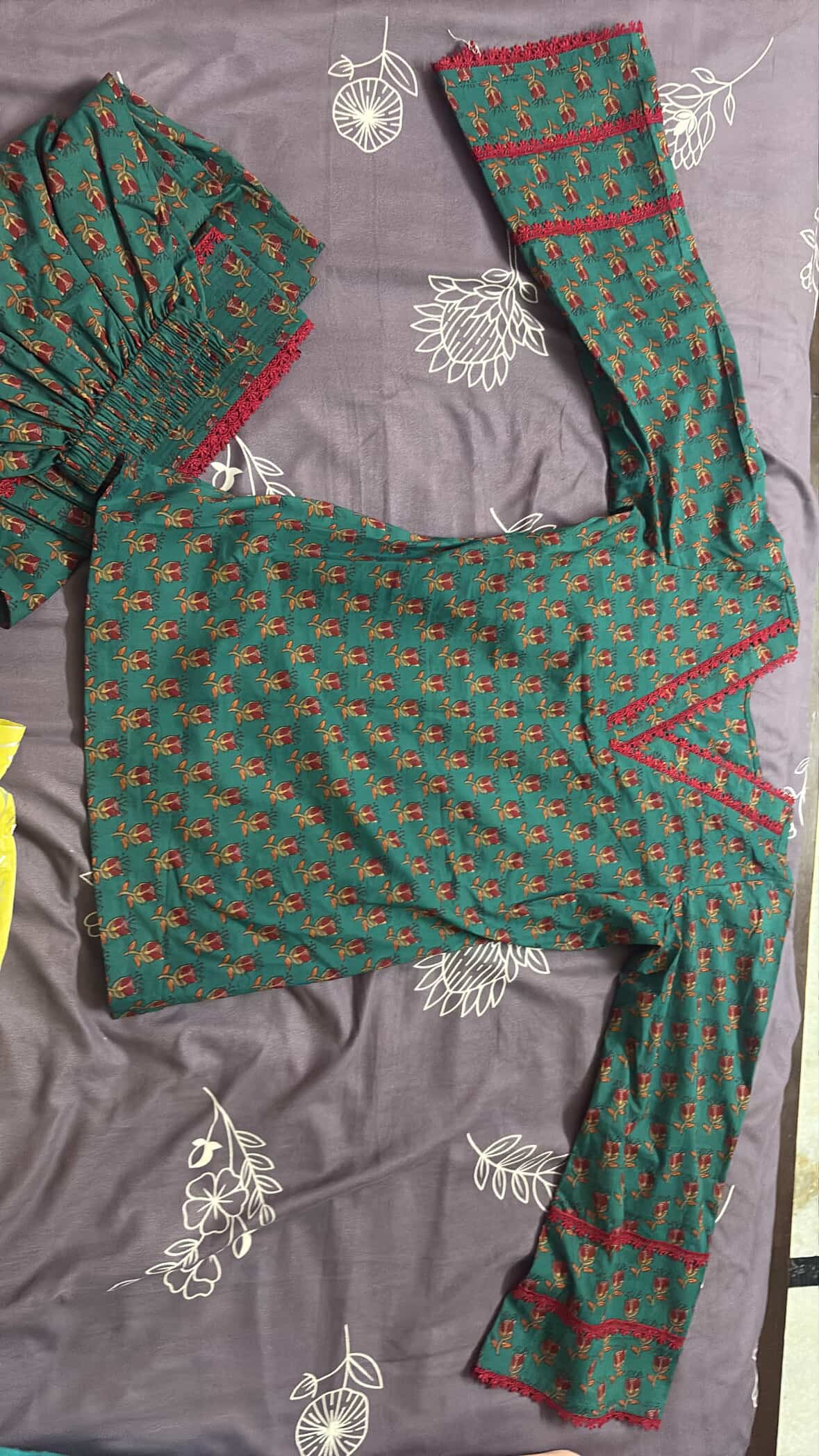 Green farshi suit set (pure cotton)