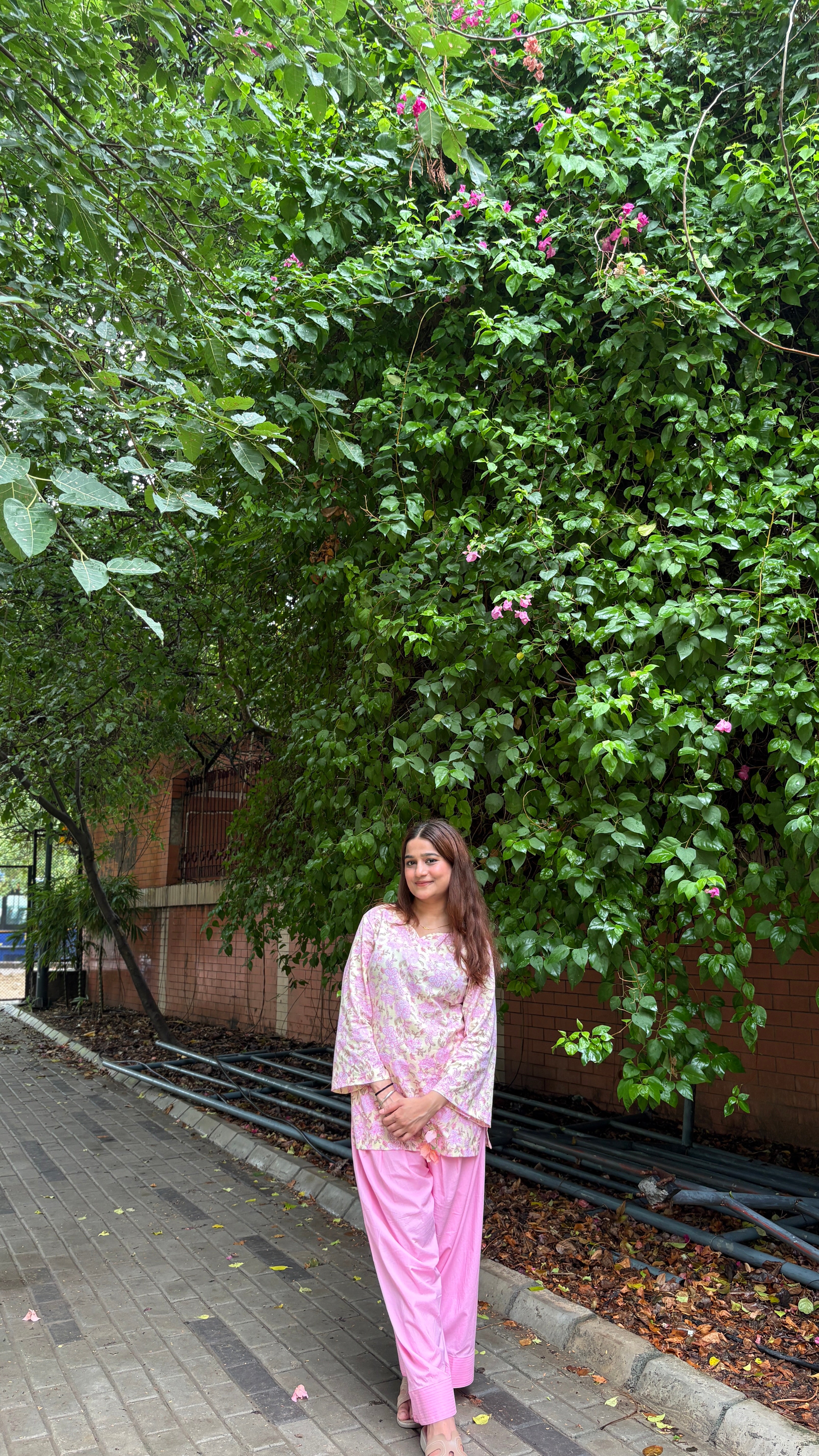 Pink farshi set