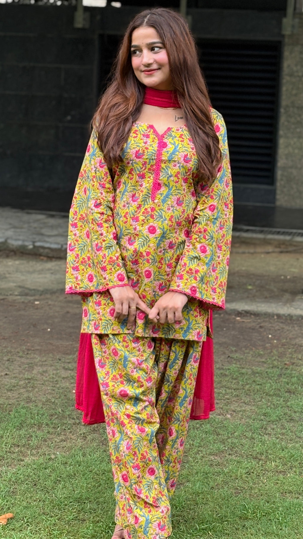 Noor farshi set
