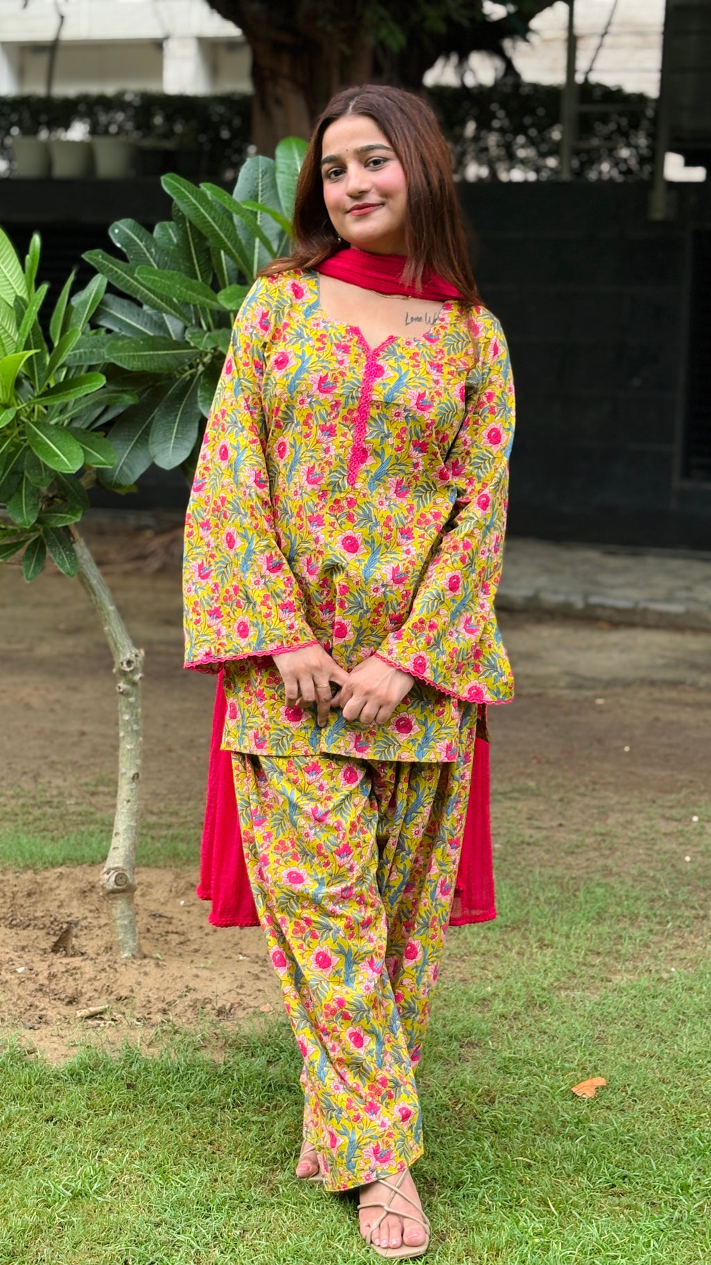 Noor farshi set