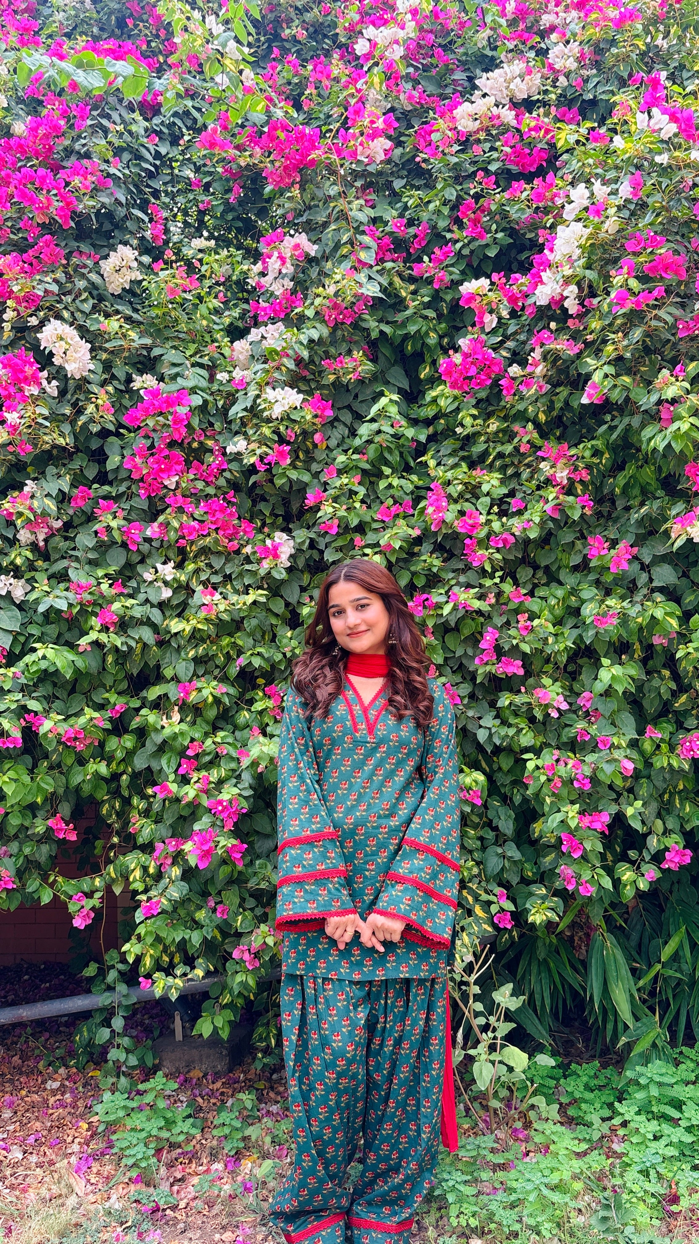 Naaz-e-Green Farshi Suit Set With Dupatta | Pure Cotton Fabric
