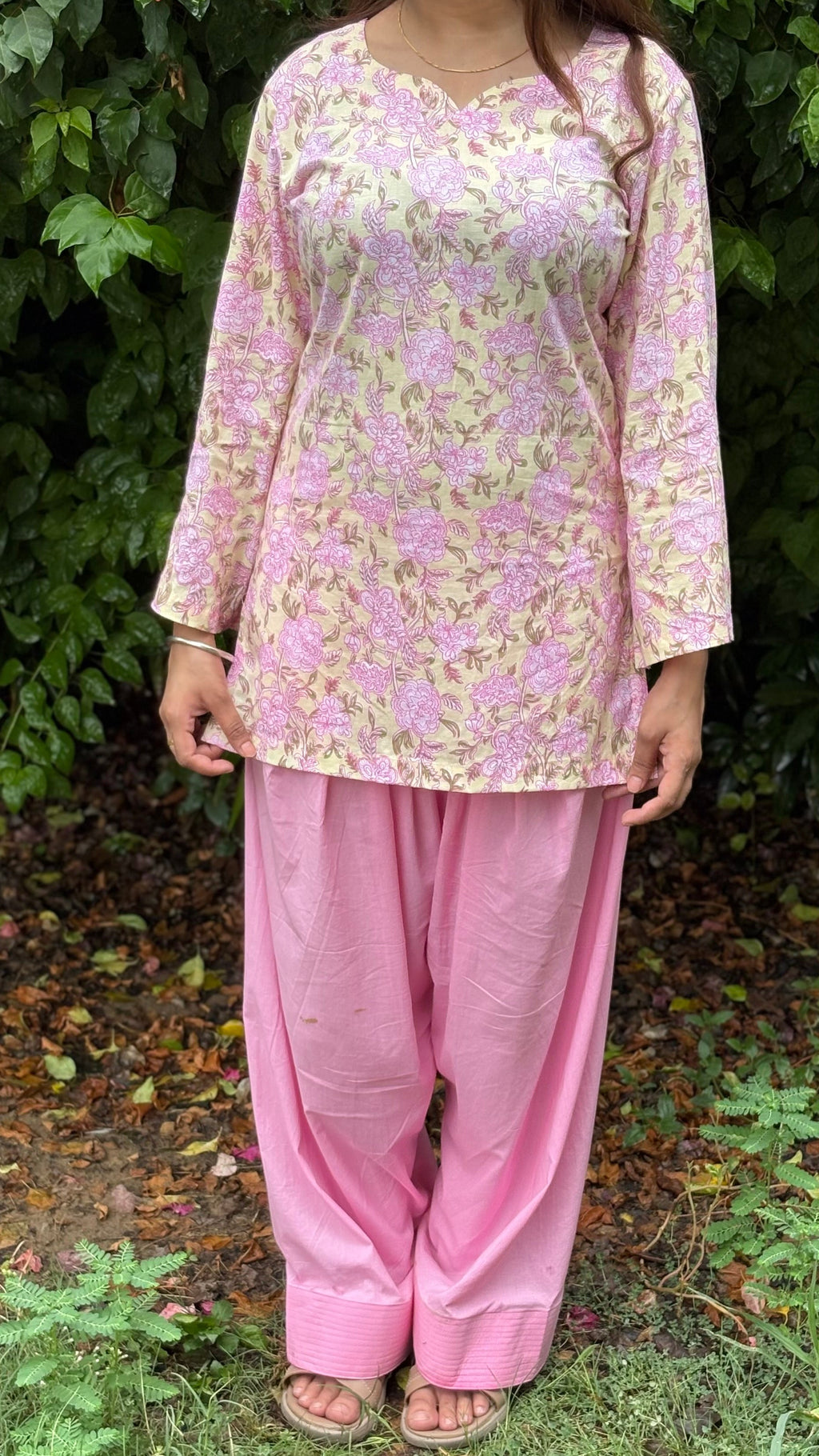 Pink farshi set