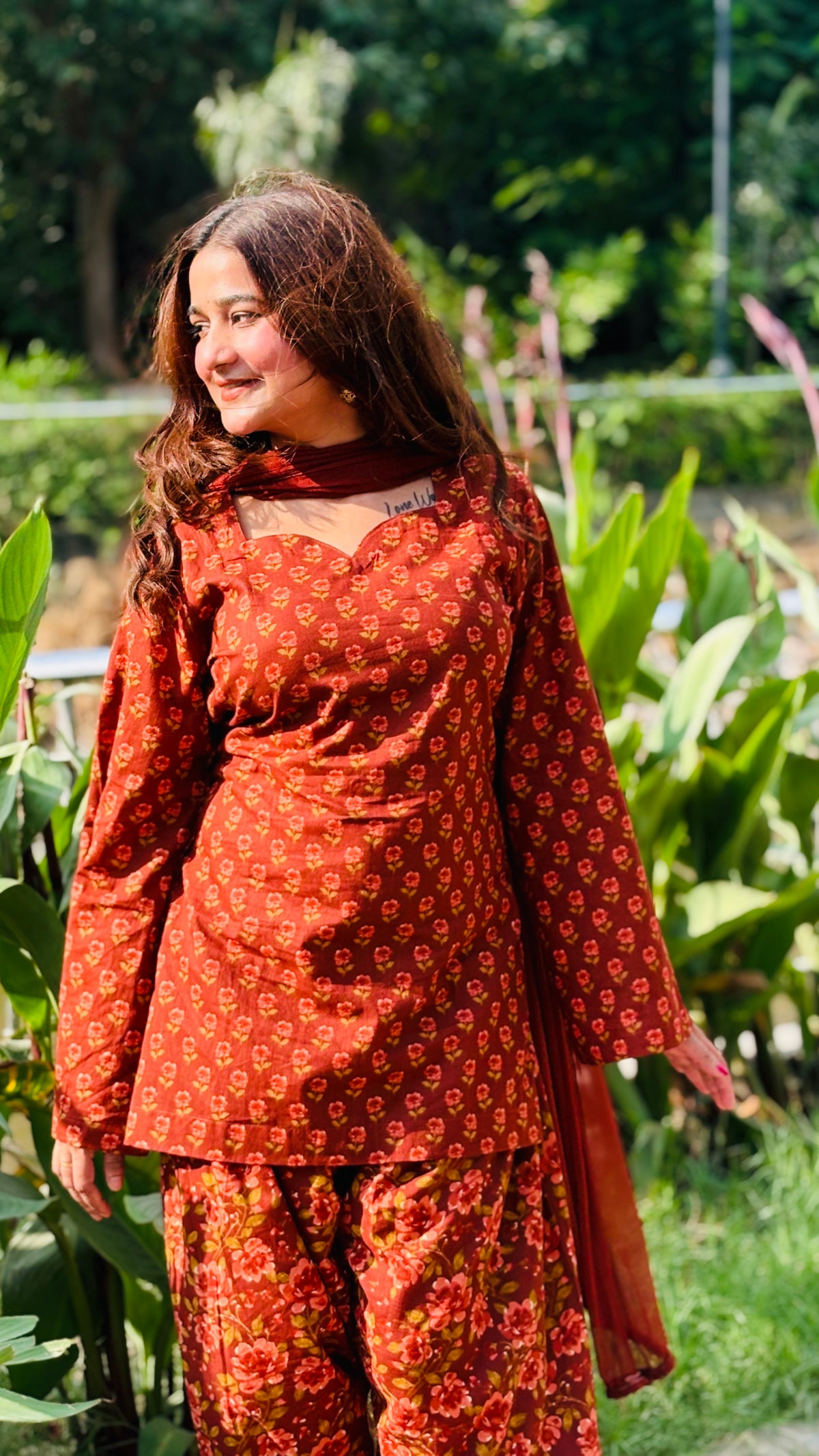 Rust farshi suit set