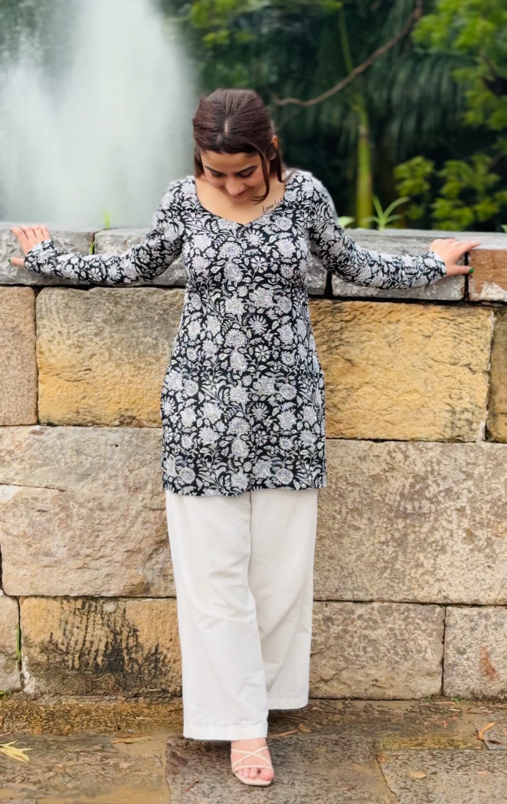 Black & White Handblock Floral Kurti
