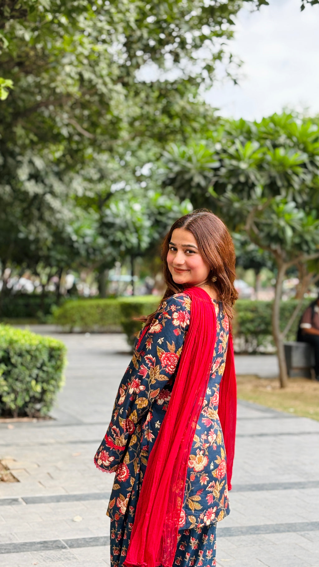Gulrukh Navy Blue Gulabo Floral Printed Suit Set with Dupatta
