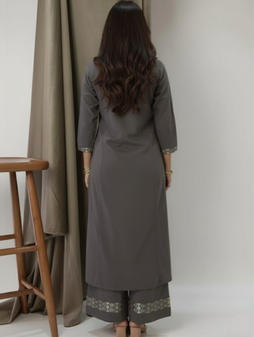 Women Embroidered Regular Thread Work Pure Cotton Kurta with Palazzos & With Dupatta