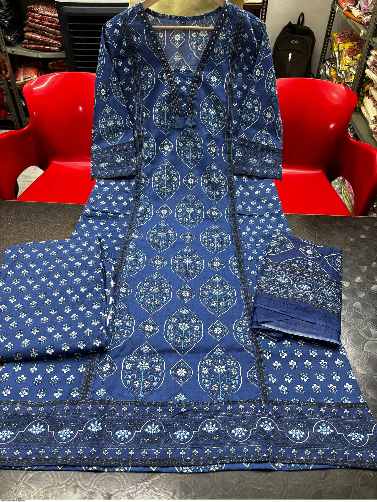COTTON A LINE PRINT KURTI 3 PCS SET