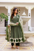 Women Printed Empire Pure Cotton Kurta with Trousers & With Dupatta