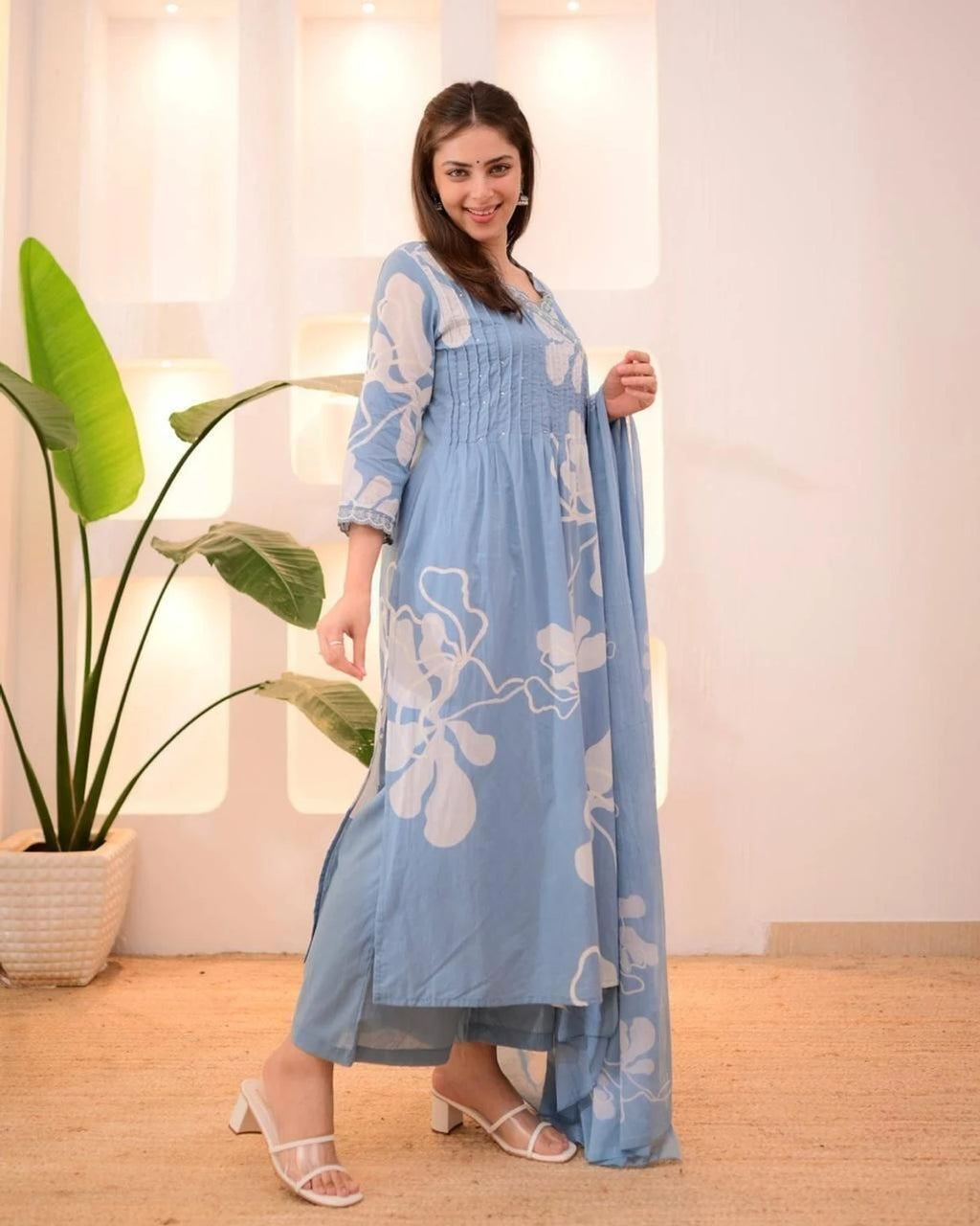 Women floral printed kurta dupatta pant set Floral Print Kurta, Trouser/Pant & Dupatta Set