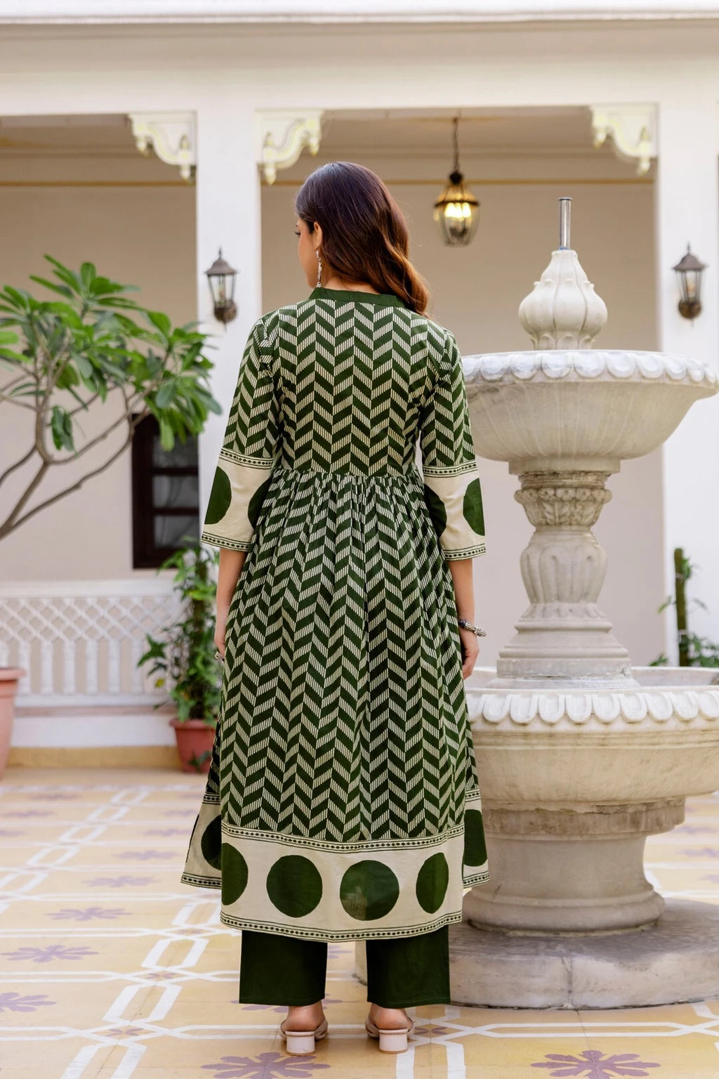 Women Printed Empire Pure Cotton Kurta with Trousers & With Dupatta